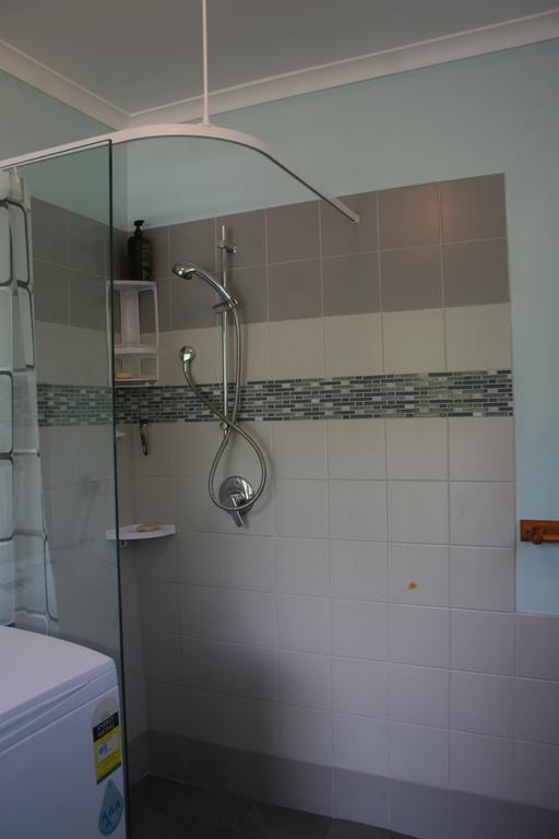 Gracebrook Retreat Amberley Room photo